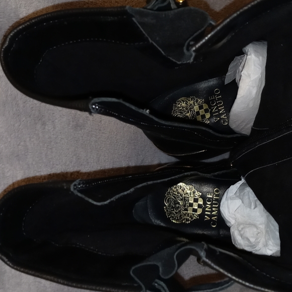 0201 Vince Camuto Wendeema Leather Boots - Picture 6 of 11